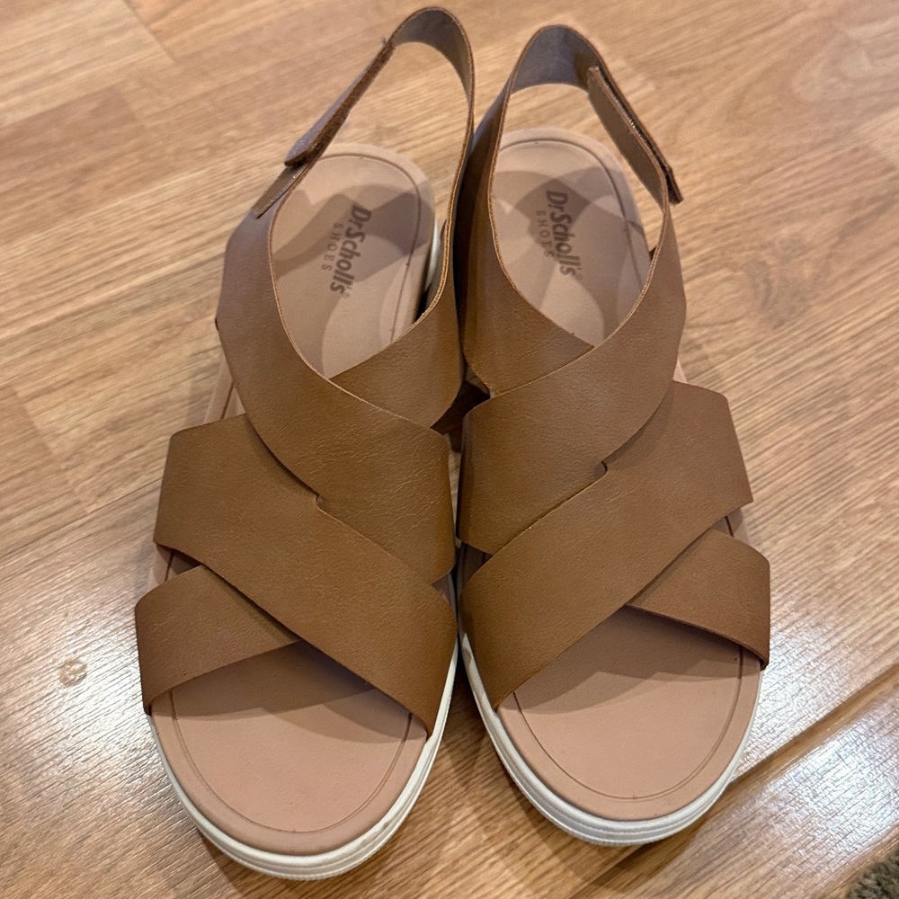 Woman’s Dr Scholls Time Off Sea Sandal Women's Faux Leather Honey Size 8M - Picture 3 of 5